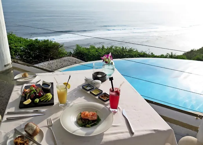5 Star Bali Karuna 4 Bedrooms أُلُواتو